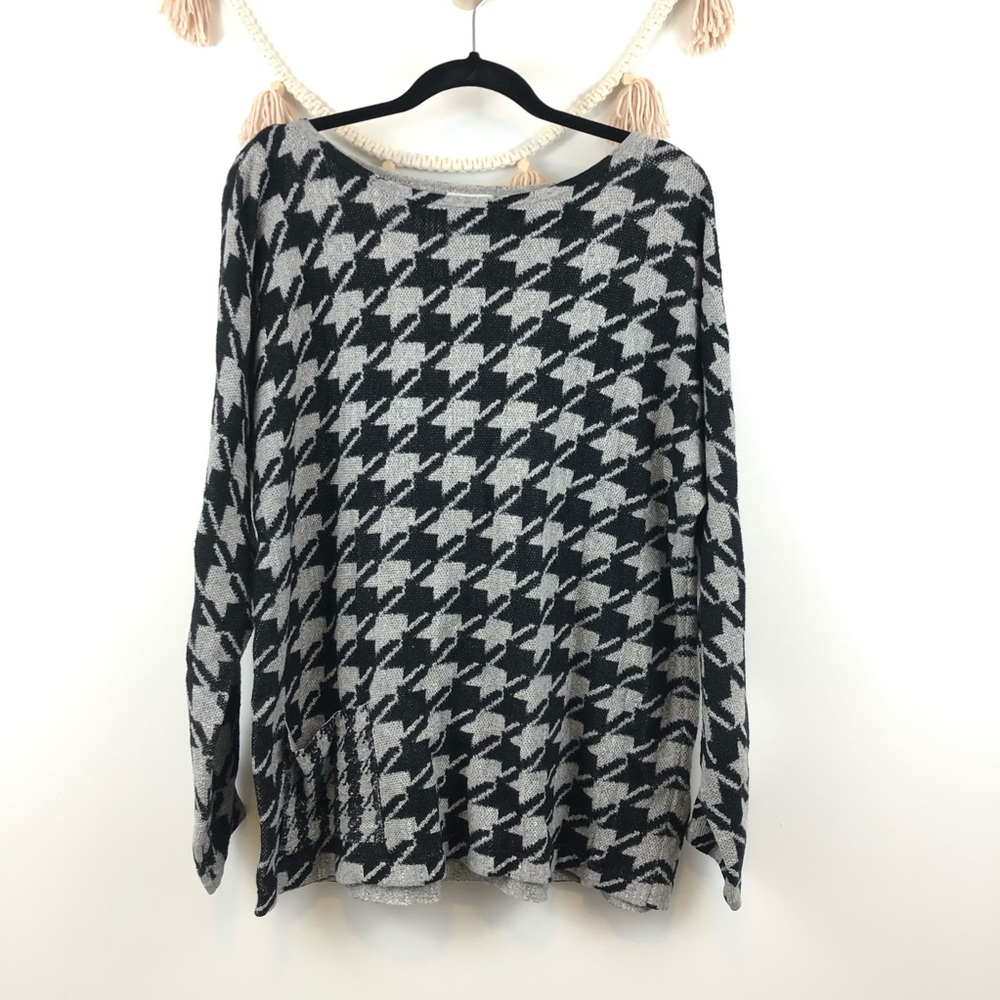 J Jill Herringbone Sweater with pocket SZ L